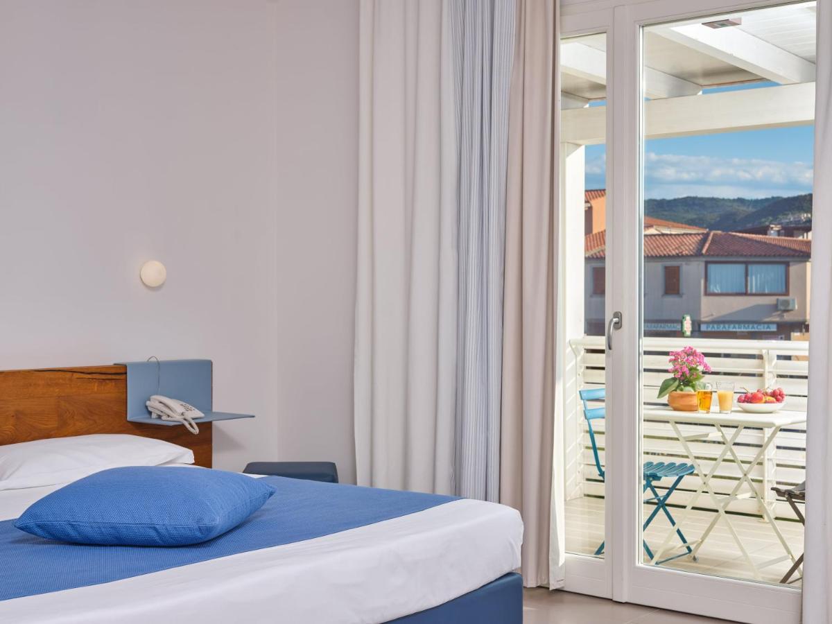 Felix Hotels - Hotel Residence Porto San Paolo Exteriér fotografie