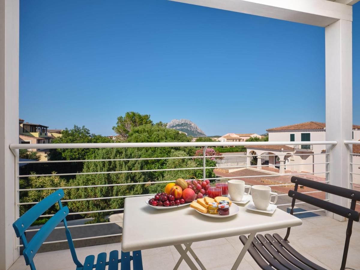 Felix Hotels - Hotel Residence Porto San Paolo Exteriér fotografie